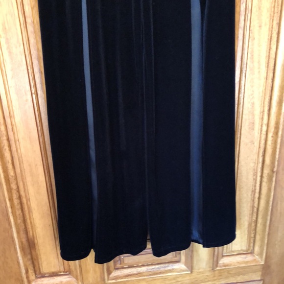 Black Velvet Satin Wide Split Leg Pants - Picture 5 of 8